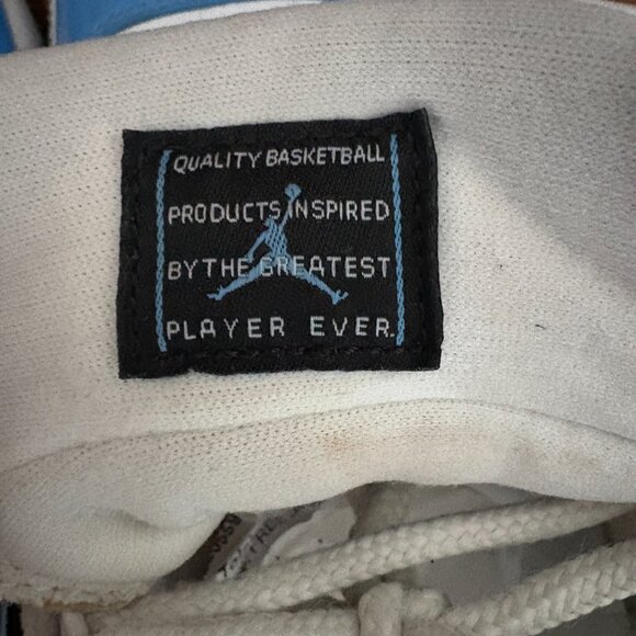 Nike Air Jordan 11 Retro Low White University Blue UNC 528895-106 Size 10 - Picture 4 of 6